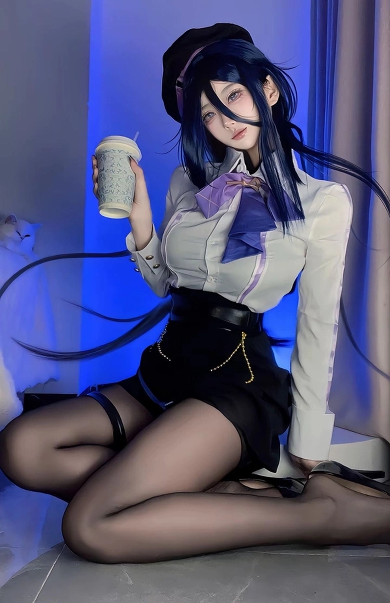 Ảnh cosplay cô thư ký gợi cảm