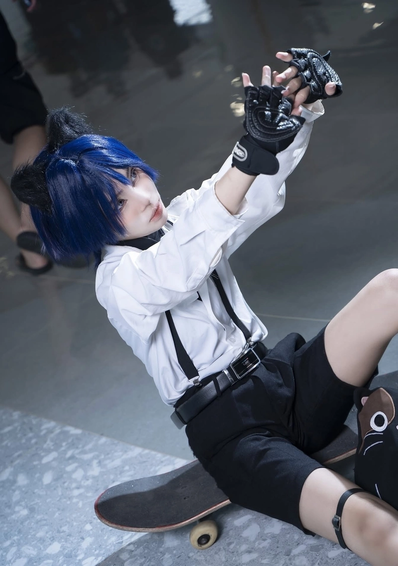 Ảnh cosplay mèo đen cute