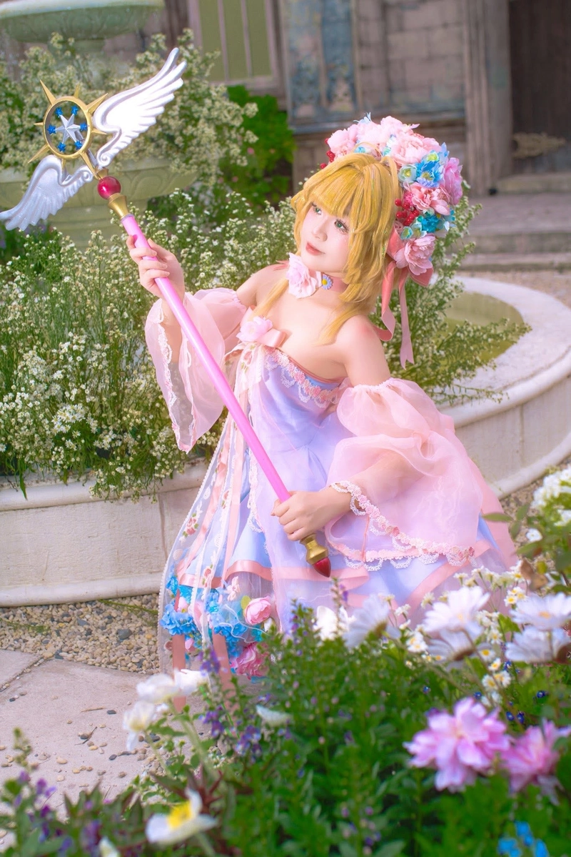 Ảnh cosplay sakura đang yêu