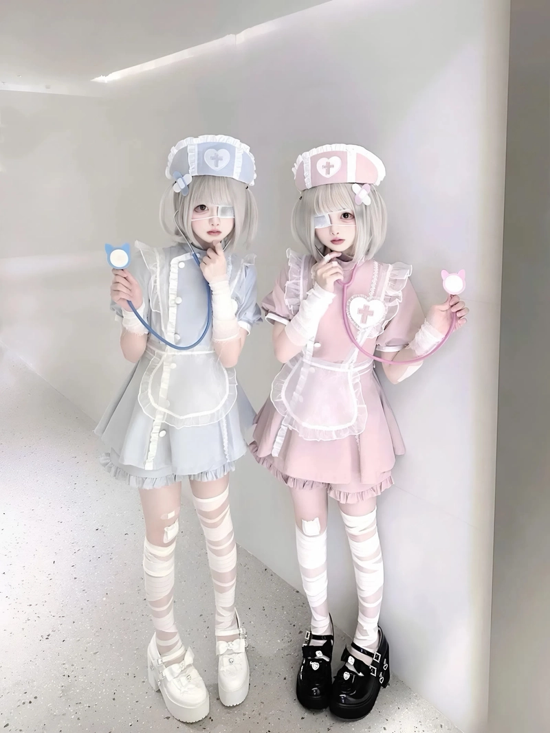 Cosplay 2 y tá cute
