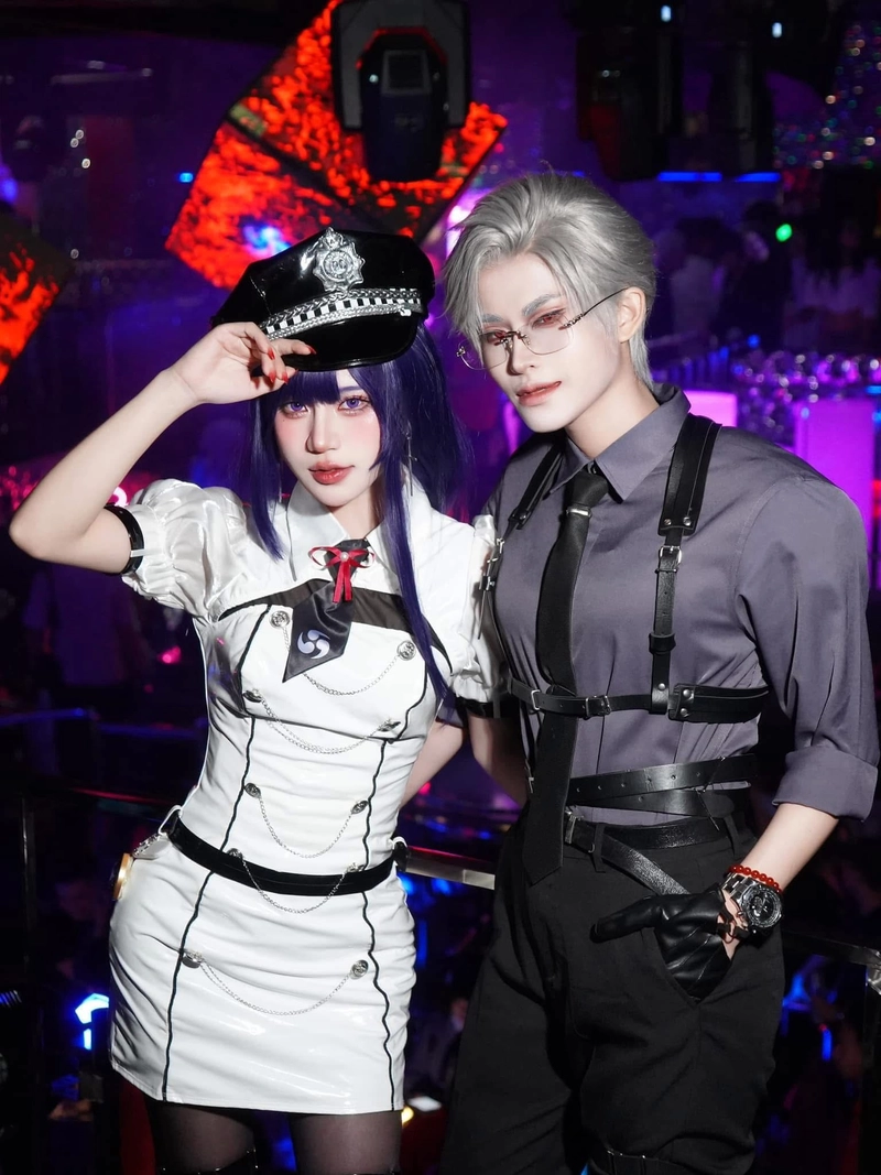 Cosplay cảnh sát nữ ngầu