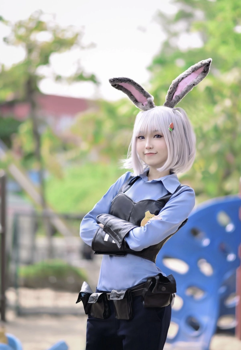 Cosplay cảnh sát thỏ hoạt hình
