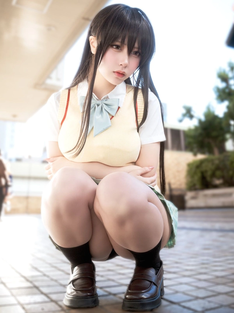 Cosplay học sinh nữ đáng yêu