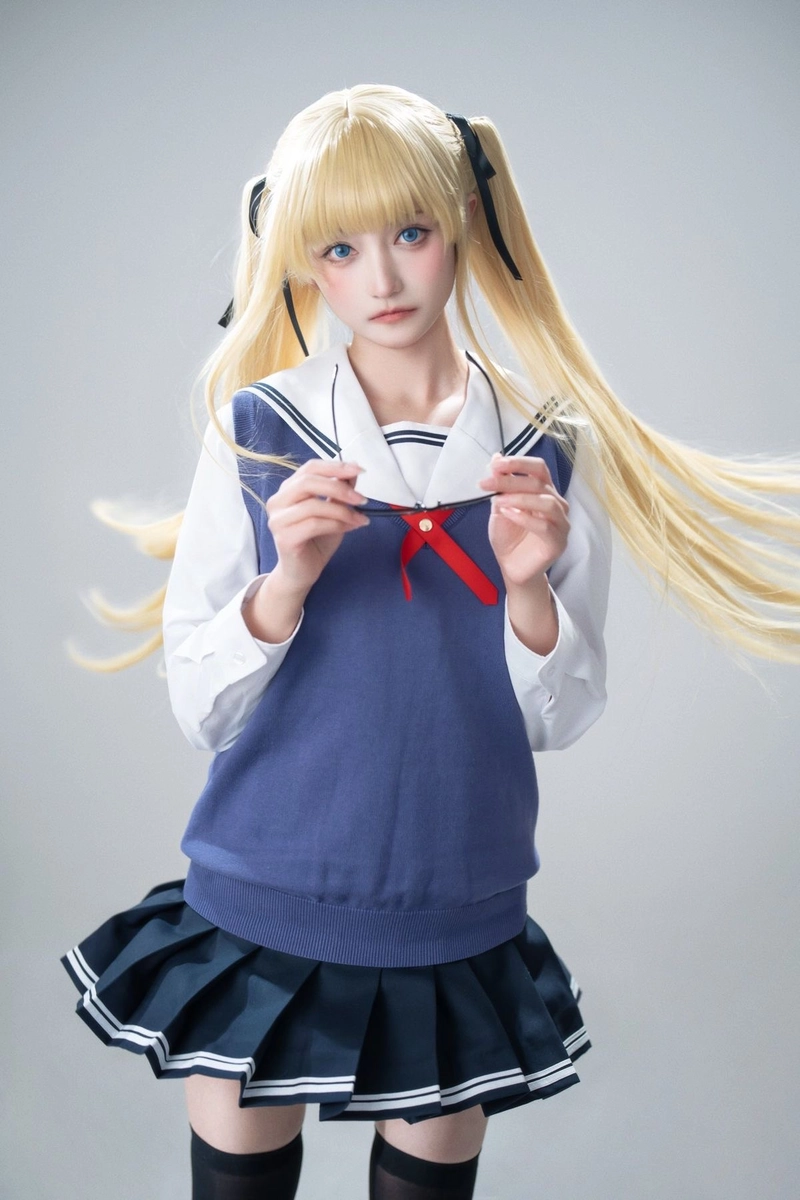 Cosplay nữ học sinh Nhật Bản xinh đẹp