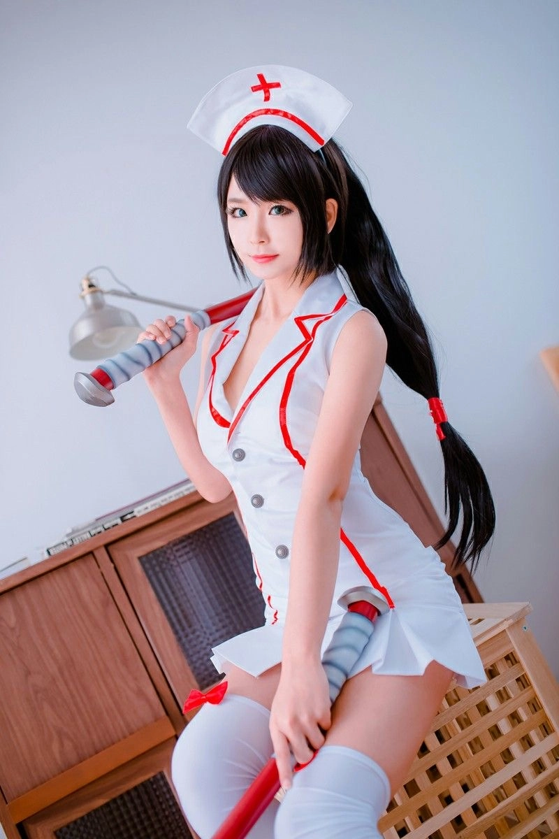 Cosplay y tá dịu dàng
