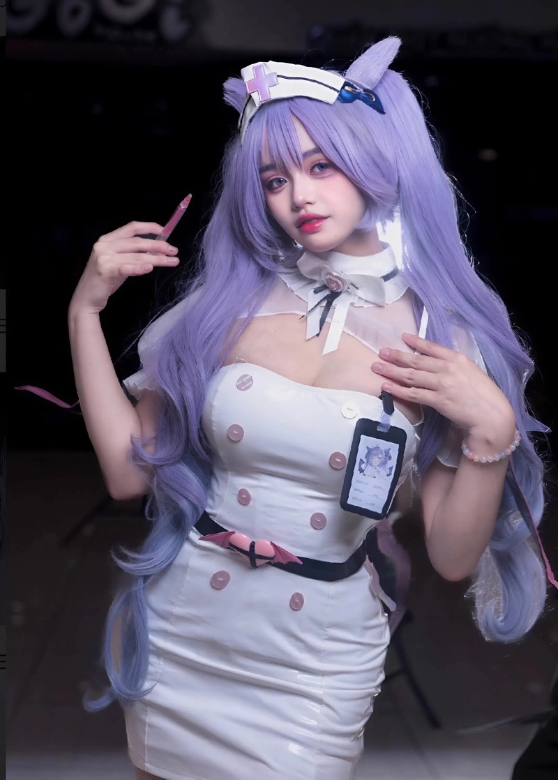 Cosplay y tá xinh