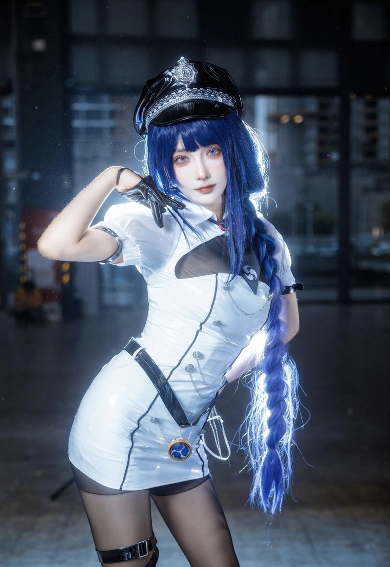 Hình ảnh Cosplay nữ cảnh sát xinh nhất