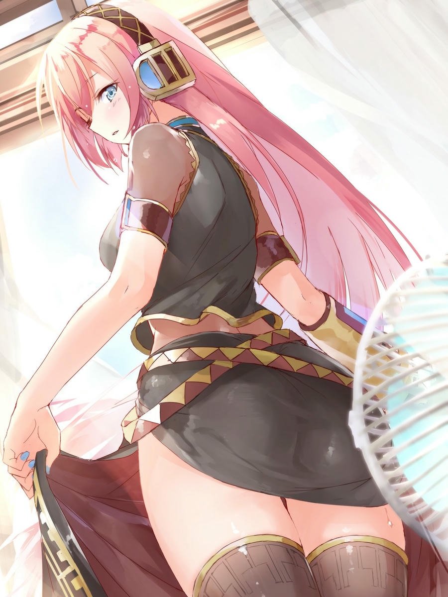 ảnh anime sexy góc nhìn