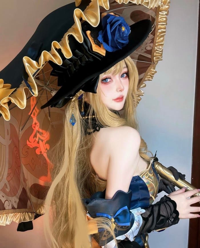 cosplay anime ánh sáng đẹp