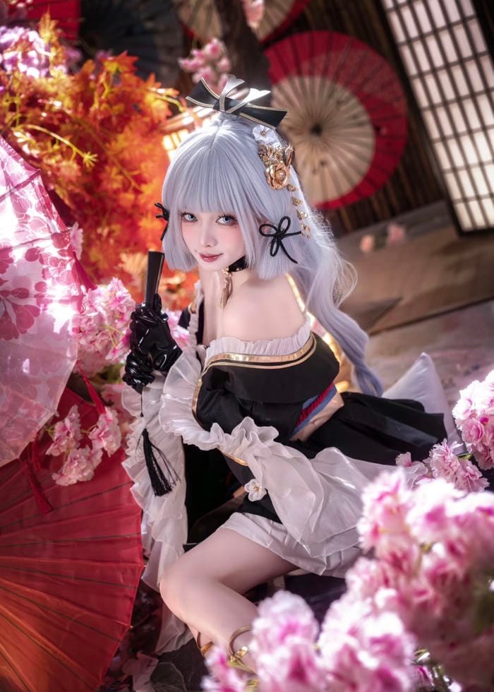 cosplay anime pose đẹp