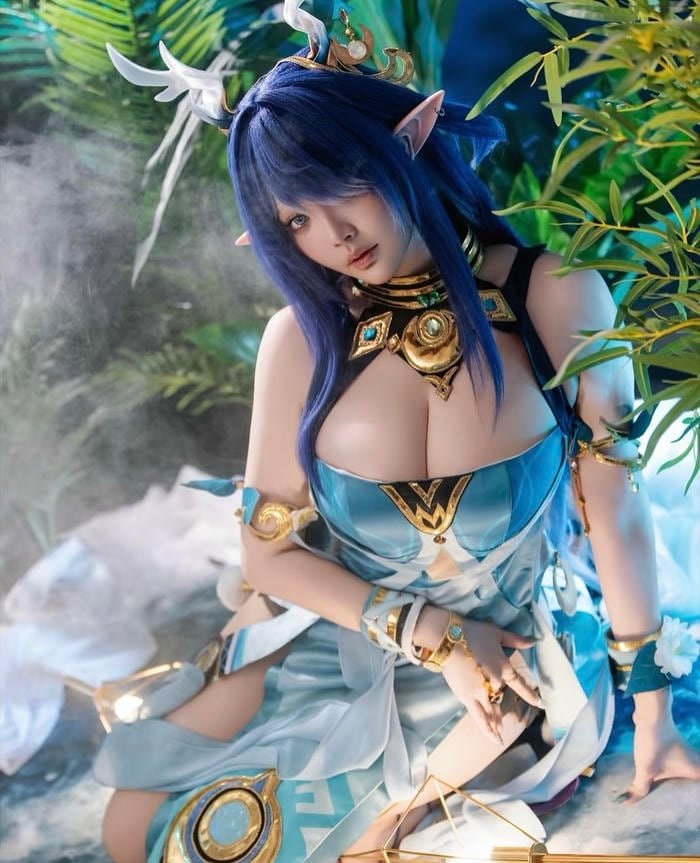 hình cosplay anime nghệ thuật