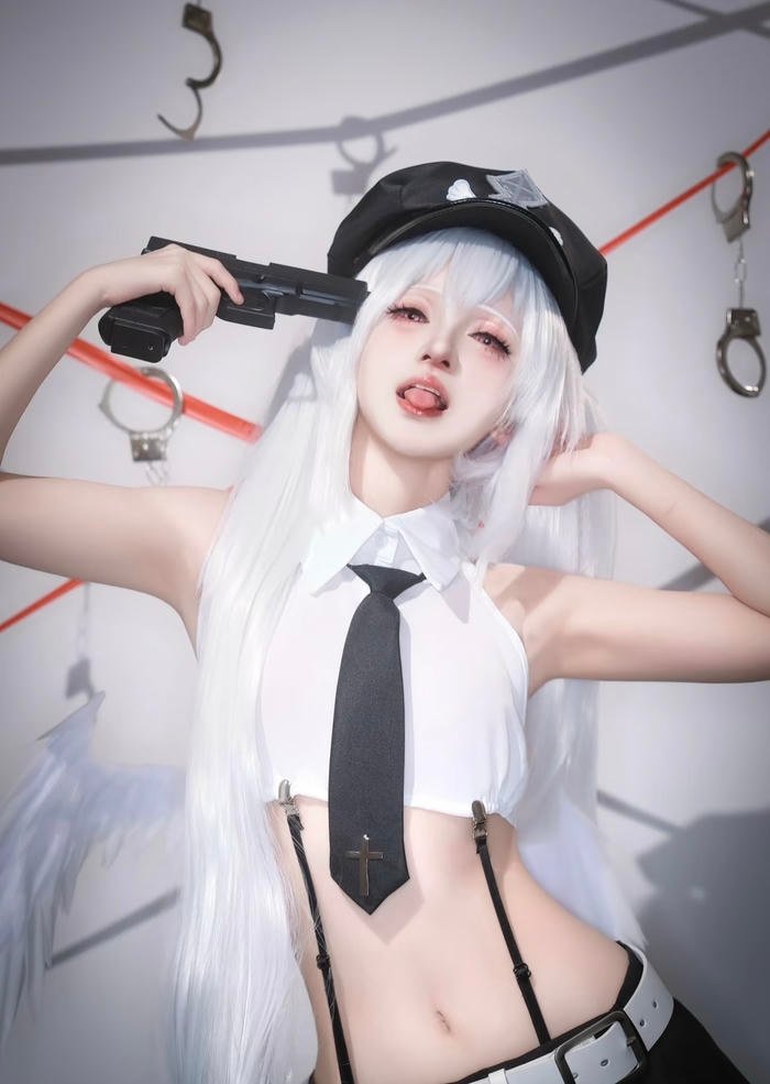 hình gái xinh trong trang phục cosplay