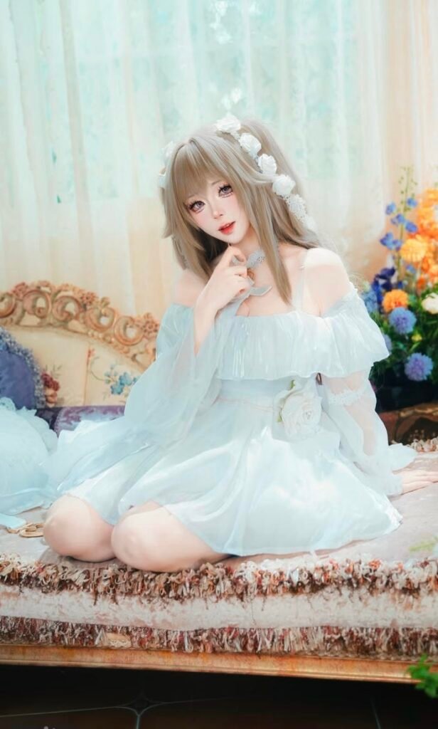cosplay girl cute khiến fan mê mẩn
