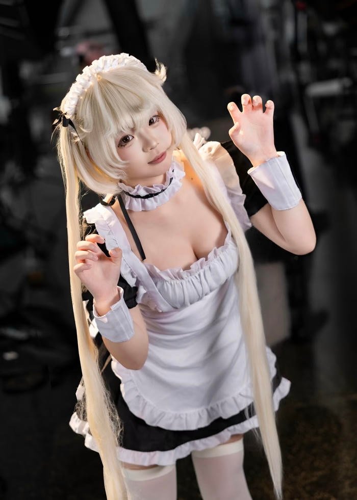 cosplay maid cổ điển