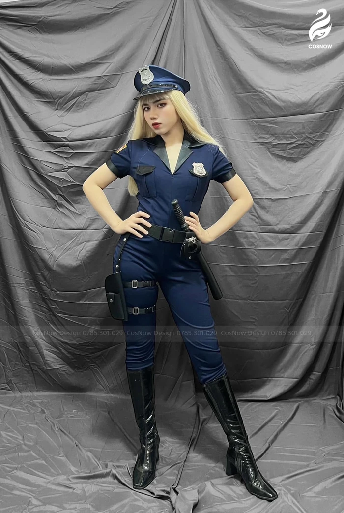Cosplay Cảnh Sát Đẹp Mê Hoặc