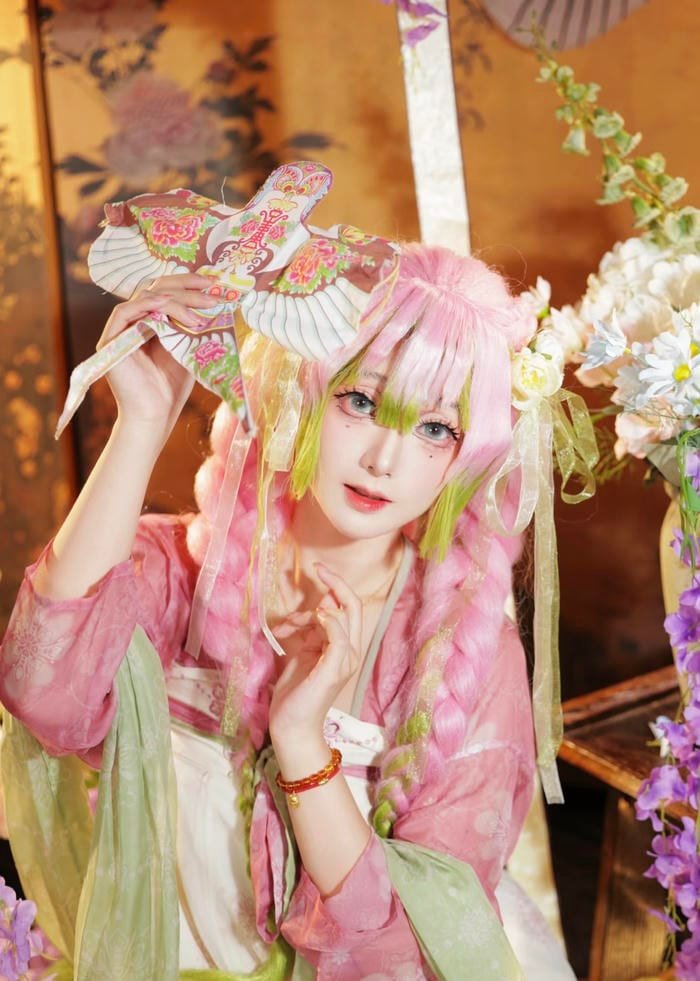 ảnh cosplay Luyến Trụ