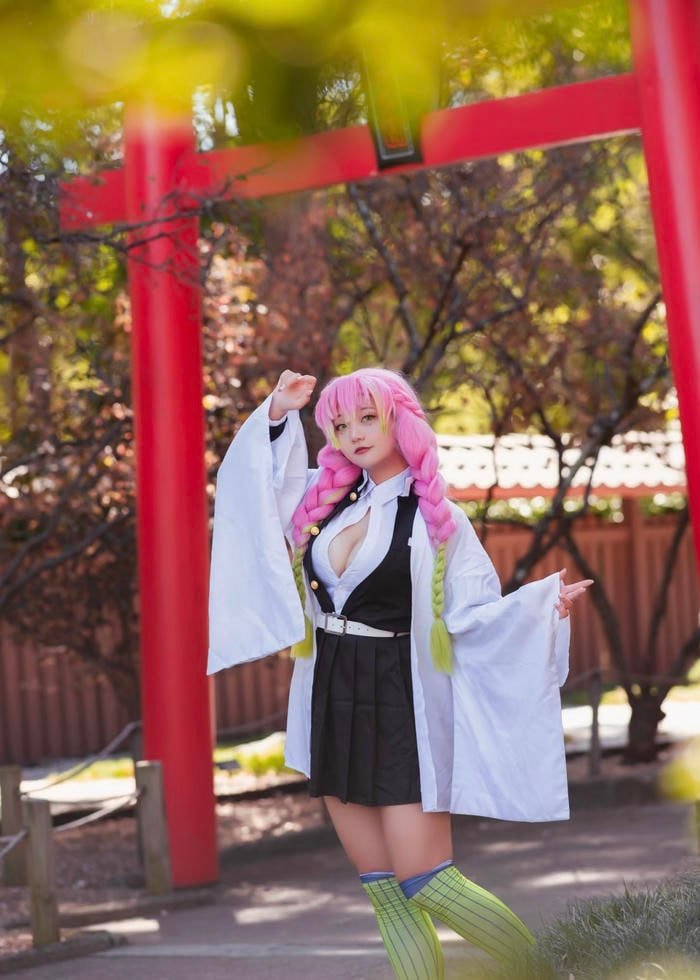 cosplay Luyến Trụ cực kỳ nổi bật