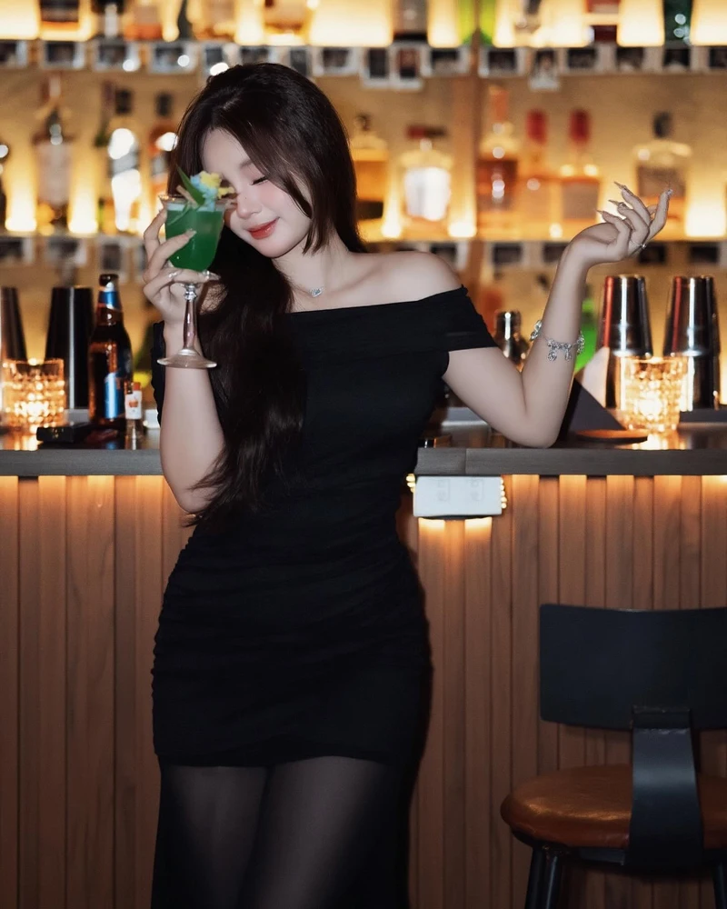 Bình An ảnh sex mịn màng trắng hồng