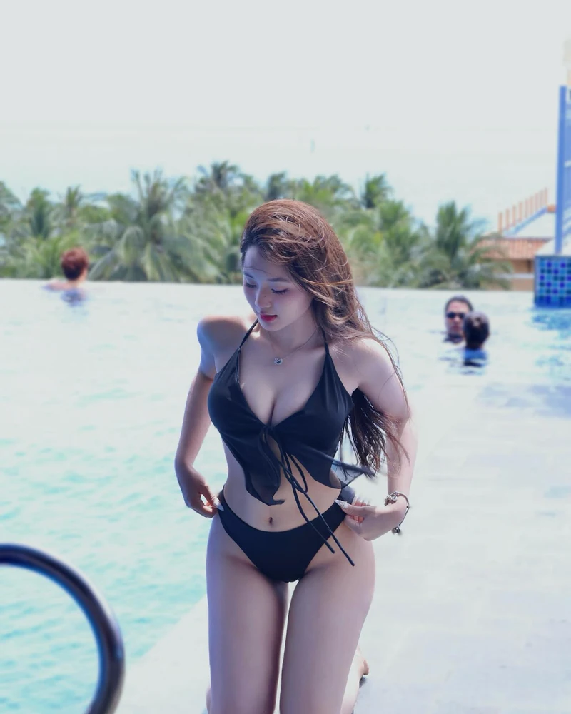 Bình An ảnh sex nóng ran đê mê