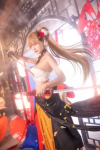 Cực phẩm gợi tình ảnh cosplay khoe lồn