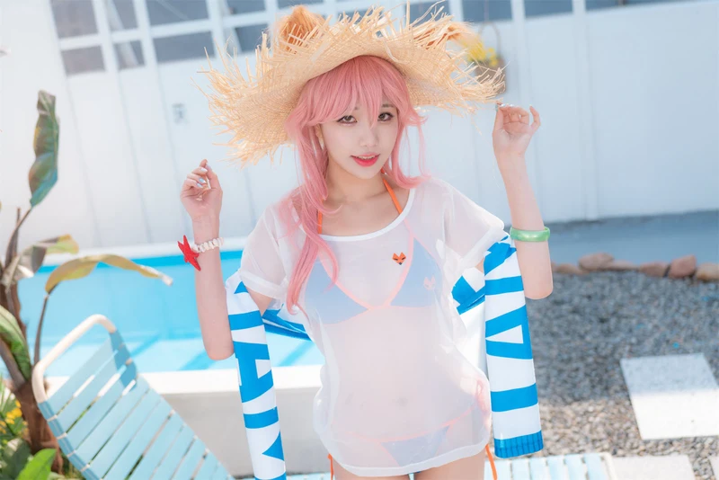 Hình cosplay khoe lồn ngọt ngào khiêu khích