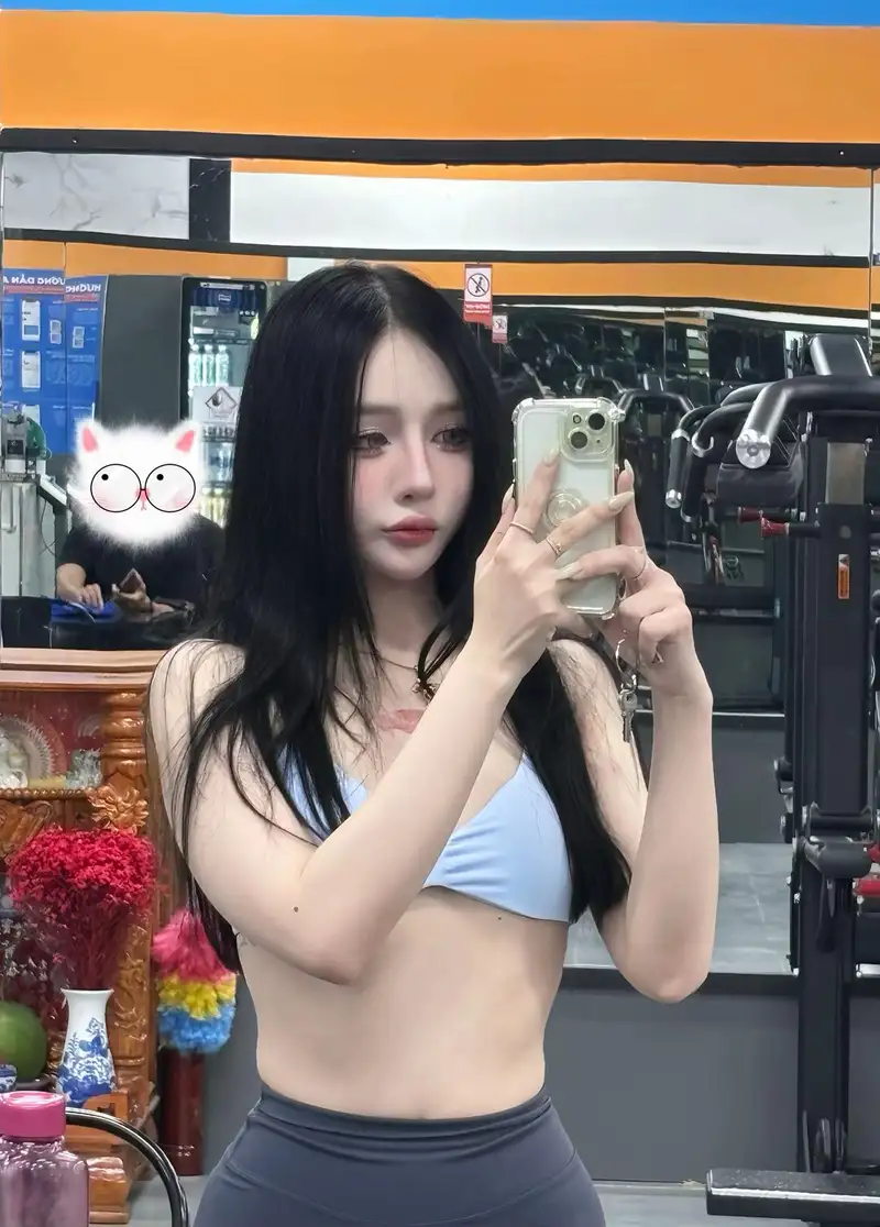Ảnh Tiffany Thư Gymer Tiktok sexy