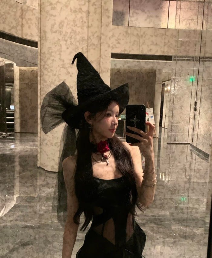 Bức ảnh cosplay phù thủy mang vẻ đẹp quyến rũ khác lạ