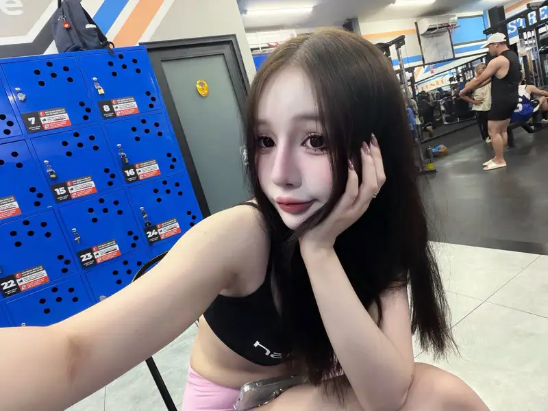Tiffany Thư Gymer Tiktok sexy cá tính