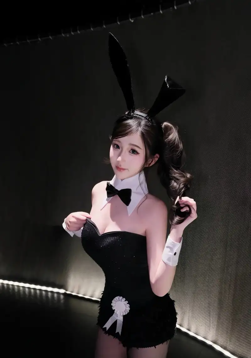 cosplay thỏ ngọc cực đẹp với trang phục ấn tượng