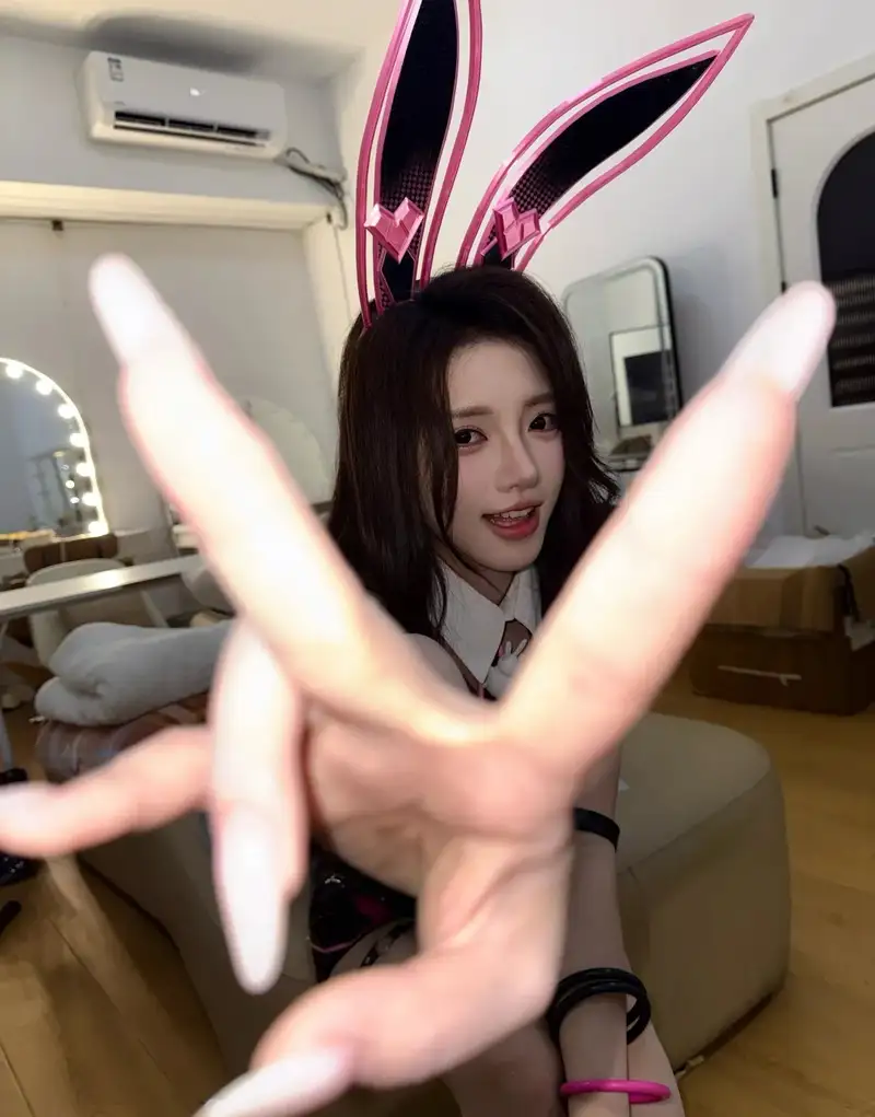 hình ảnh đẹp cosplay thỏ ngọc sắc nét