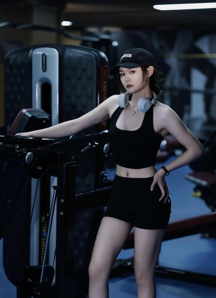Bức hình gái xinh tập gym thể hiện vẻ đẹp body tích cực